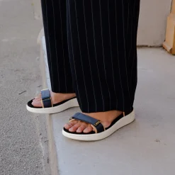 Women Woden Line - Dark Navy