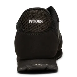 Women Woden Signe - Black