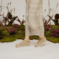 Women Woden Ydun Icon - Coffee Cream